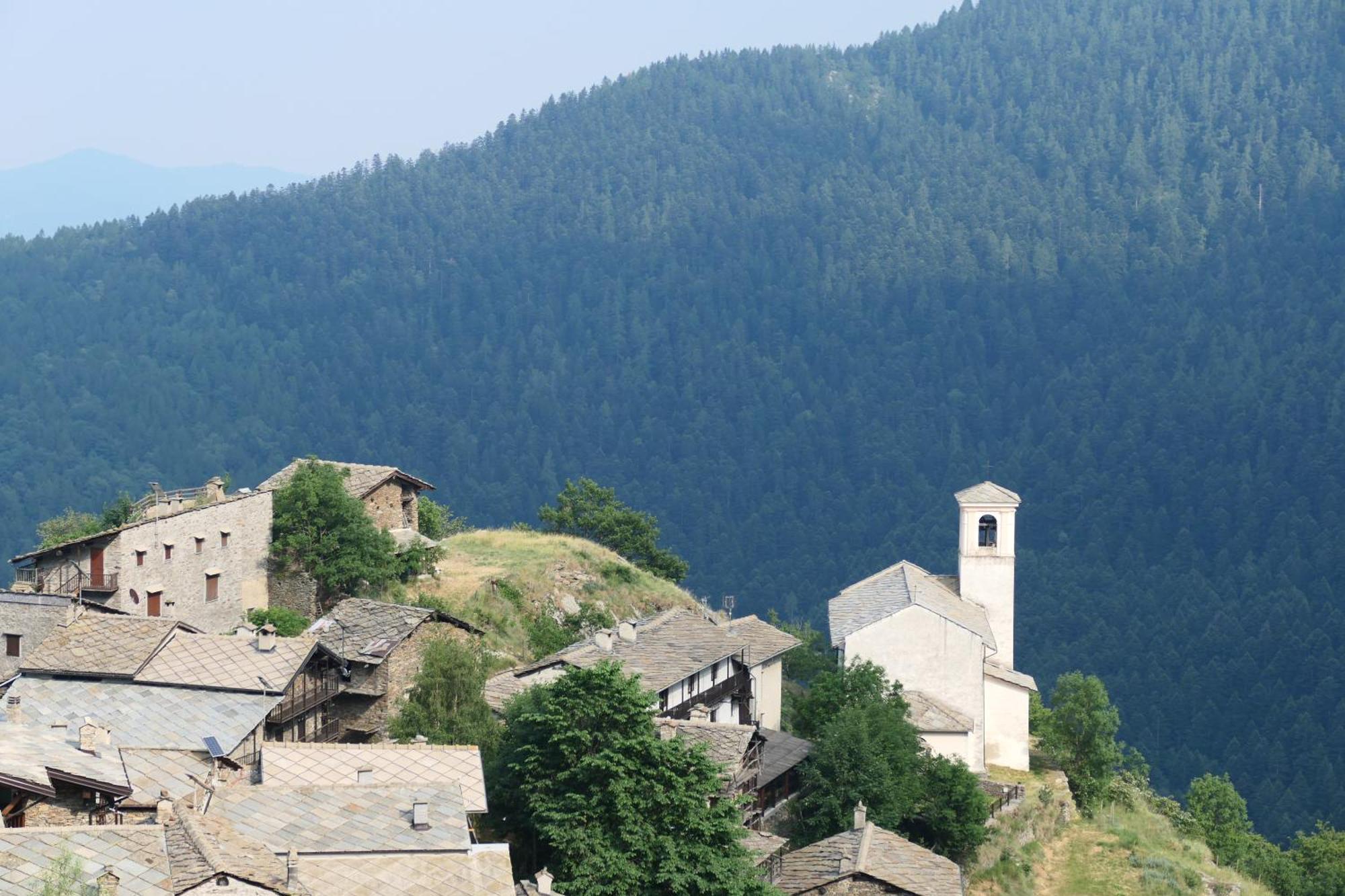 La Slitta Bed & Breakfast Roure Turin Exterior photo